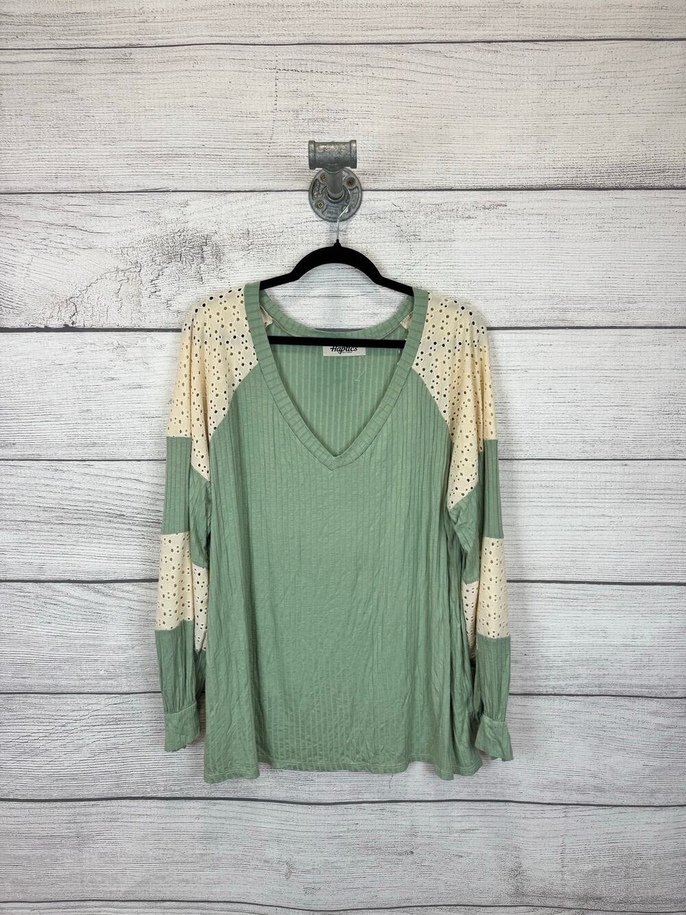 Haptics Plus Size Green Ribbed Eyelet Sleeve Spring Long Sleeve Top Size 2X